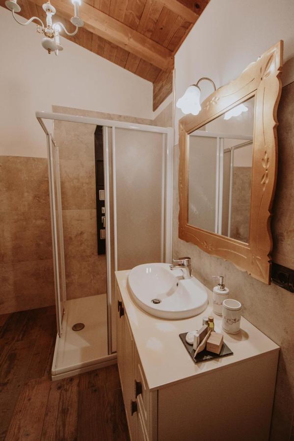 מנרבה דל גארדה B&B Casa Santa Lucia מראה חיצוני תמונה