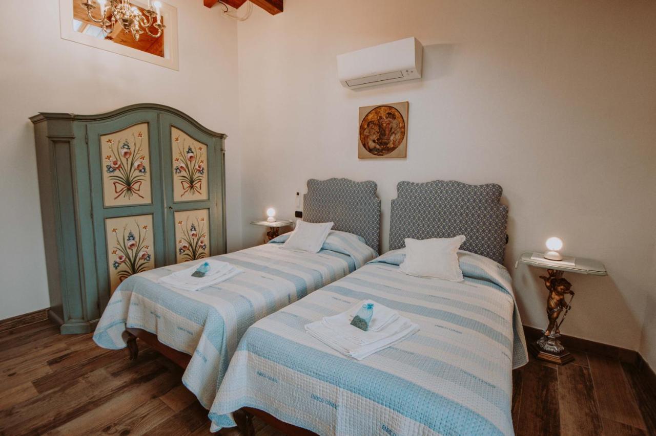 מנרבה דל גארדה B&B Casa Santa Lucia מראה חיצוני תמונה