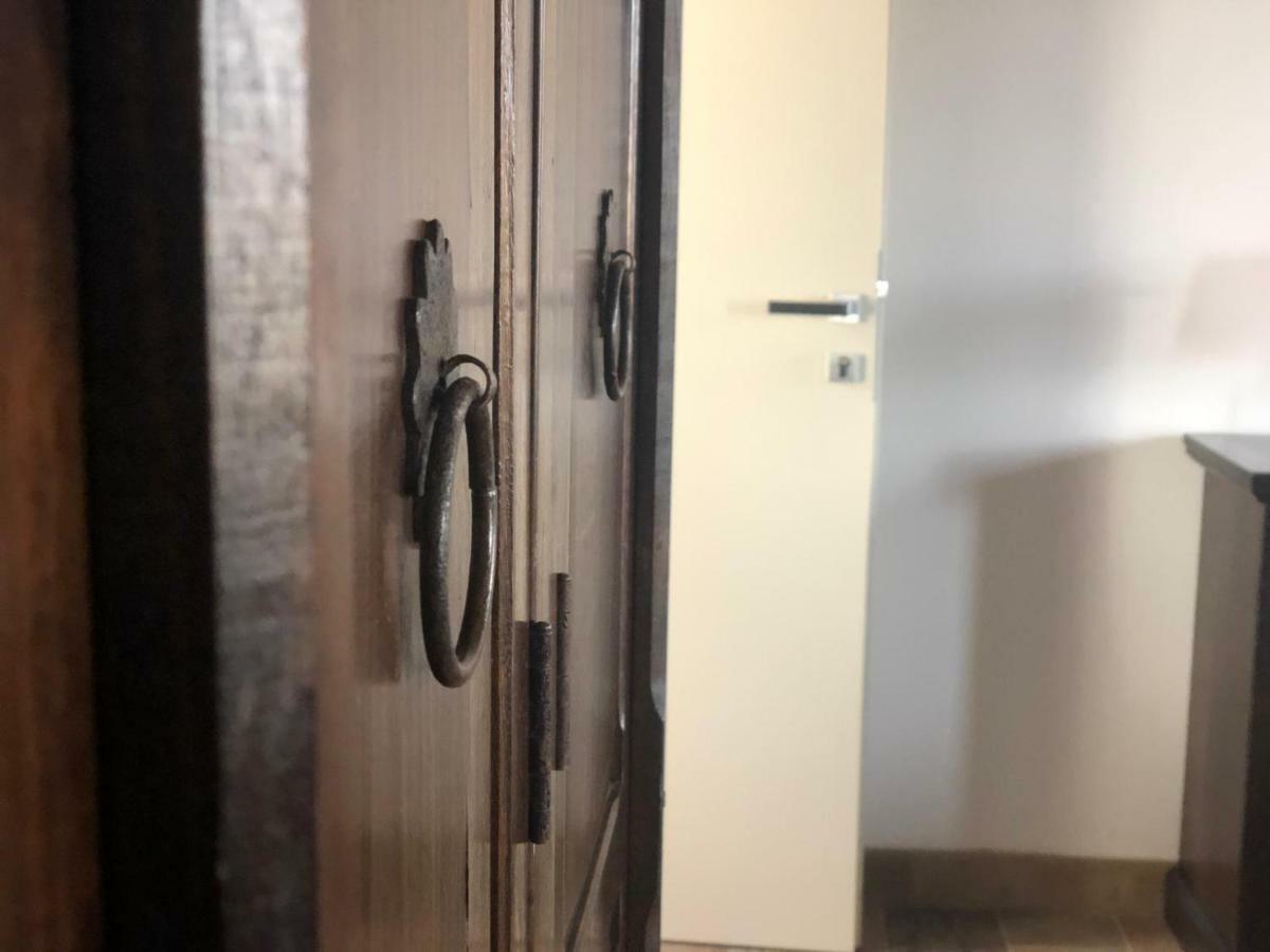 מנרבה דל גארדה B&B Casa Santa Lucia מראה חיצוני תמונה